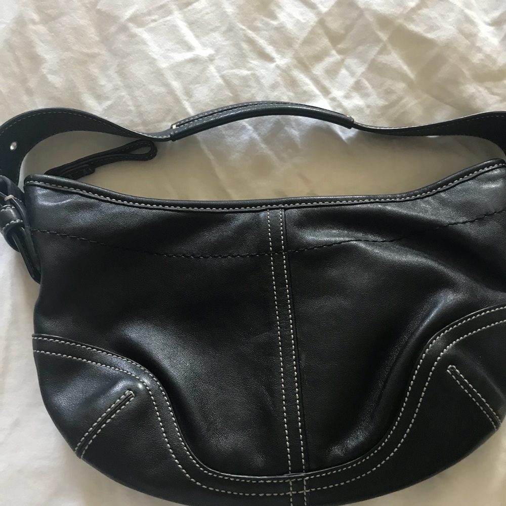 Authentic Coach shoulder bag - Picture 3 of 4